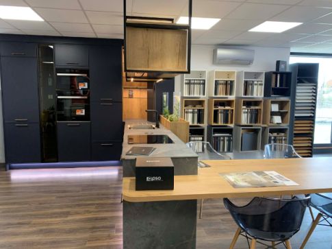 Votre cuisine sur mesure et cl&eacute; en main avec Cuisines de Ma&icirc;tre